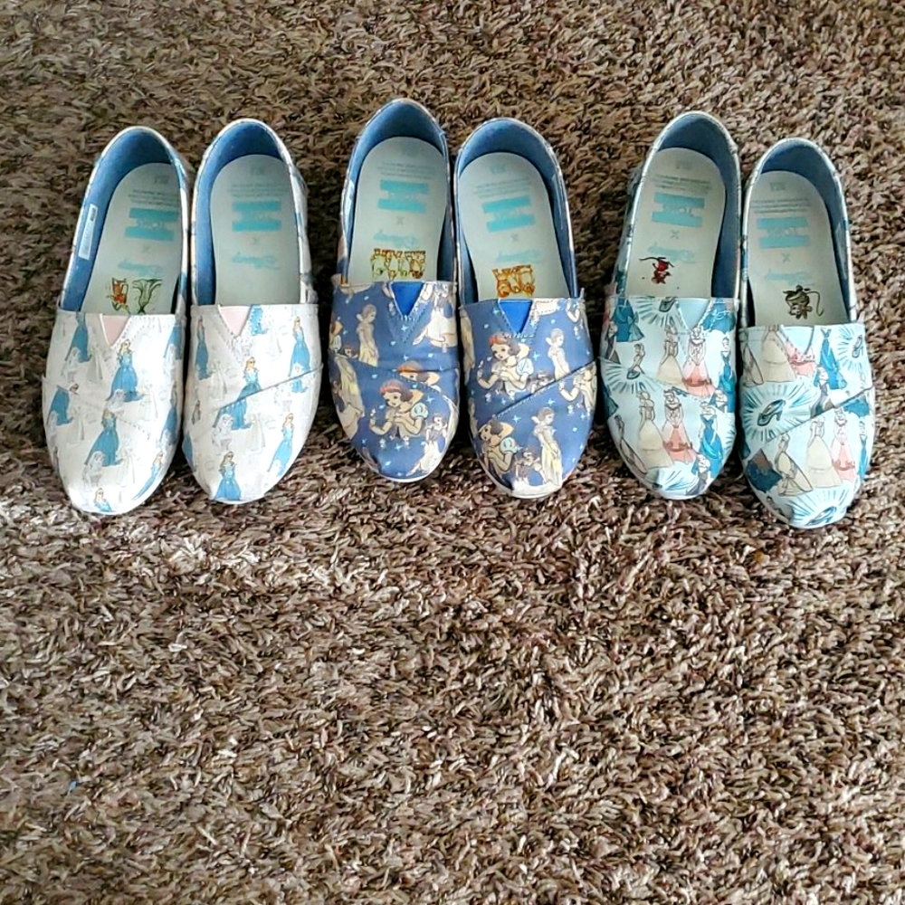 Disney Toms